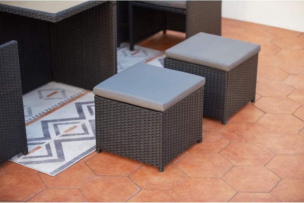 CONCEPT USINE | Salon de Jardin Encastrable 12 Places en Résiné Tréssée | Monaco Noir/Gris | Table avec Verre 5 mm + 8 Chaises + 4 Poufs | Structure Acier + Epoxy | Robuste, Confortable, Résistant