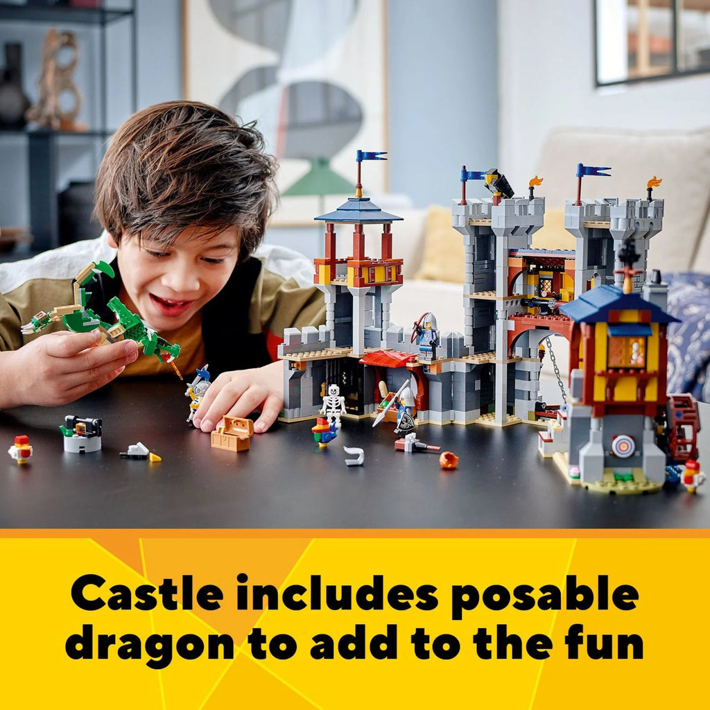 LEGO Creator 3 en 1 Castillo Medieval, Juguete que se Transforma de Castillo a Torre y a Mercado, Incluye Figura de Esqueleto y Dragón, con 3 Minifiguras y Catapulta, 31120
