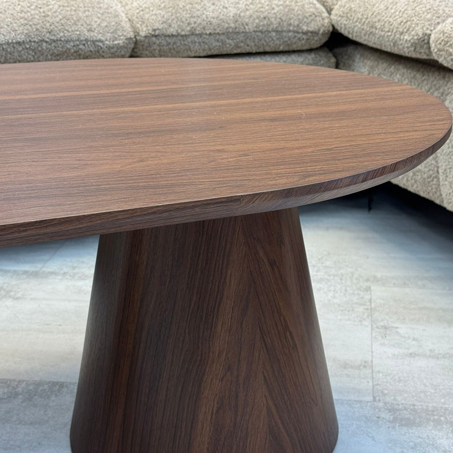 Table Basse Ovale Noyer 120 cm