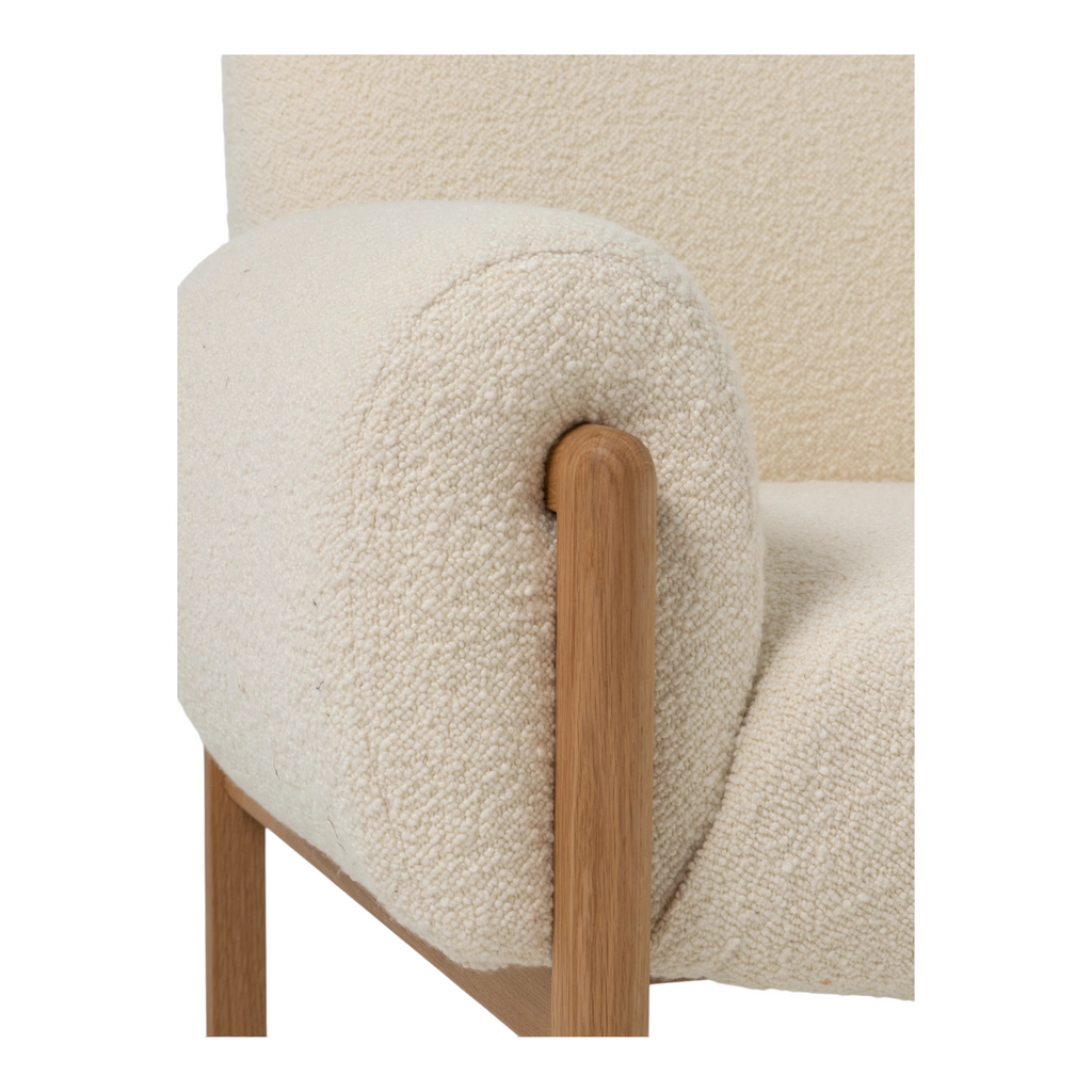 Nismaaya Badr Arm Chair